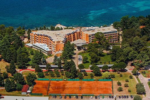 Wagner-Tennis-Tenniscamp-Umag Tennisspielen mit Alex Antonitsch
